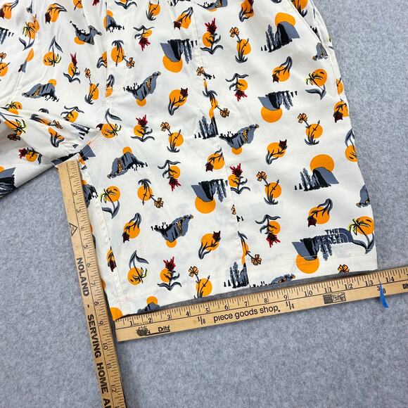 North Face Class V Swim Shorts Mens 2XL Vtg Cream Valley Sun Print AOP Pull On - Picture 8 of 13